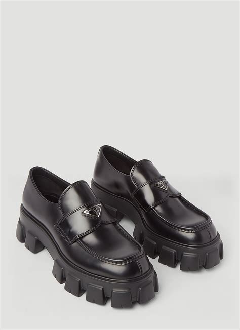 men loafers prada